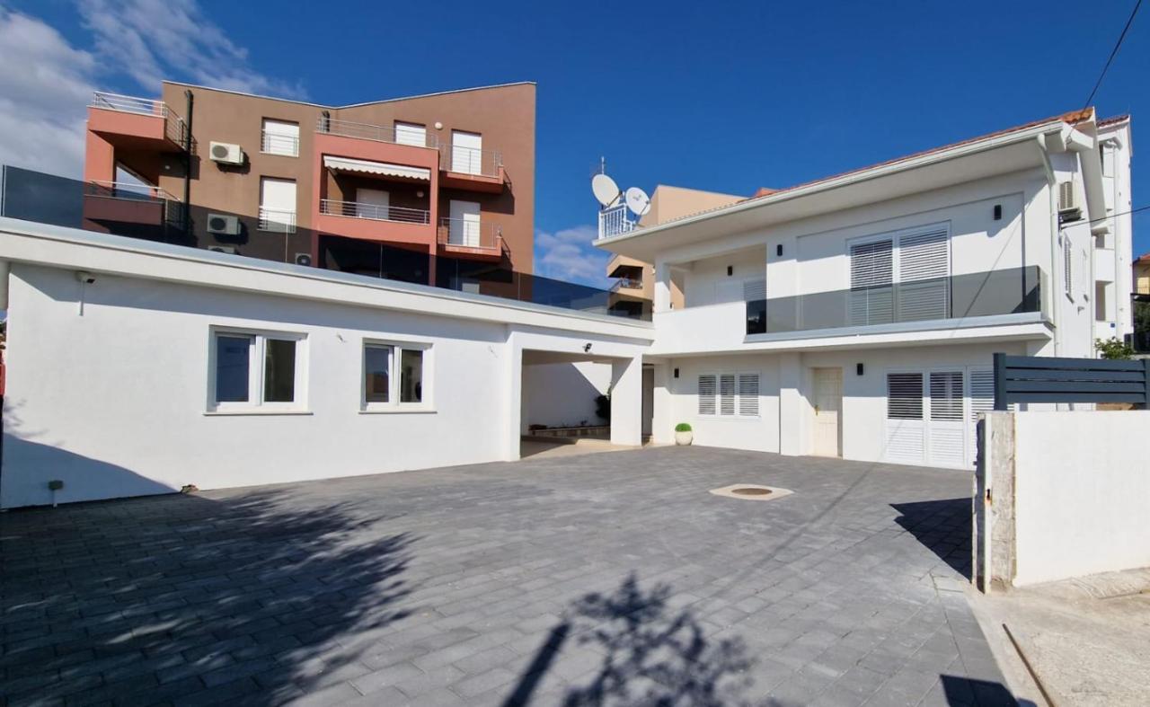 Apartmani- Lastro Τρογκίρ Εξωτερικό φωτογραφία