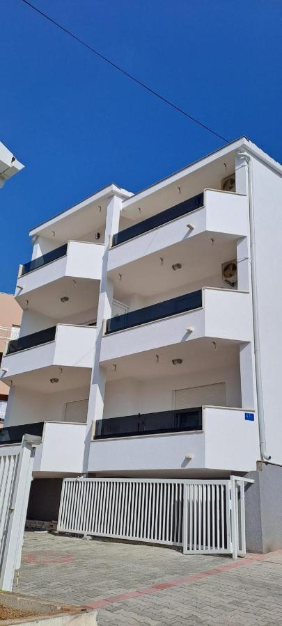 Apartmani- Lastro Τρογκίρ Εξωτερικό φωτογραφία