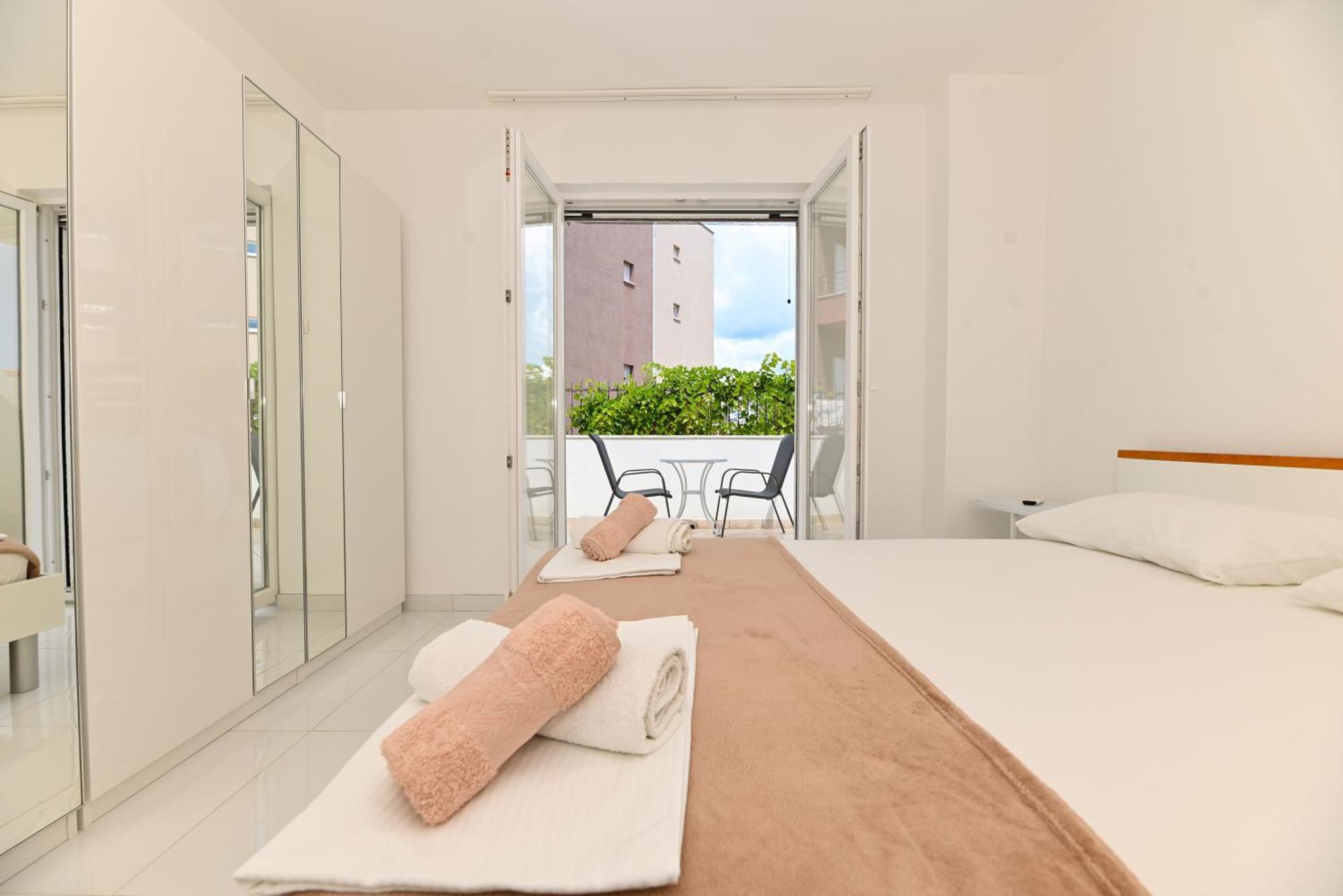 Apartmani- Lastro Τρογκίρ Εξωτερικό φωτογραφία