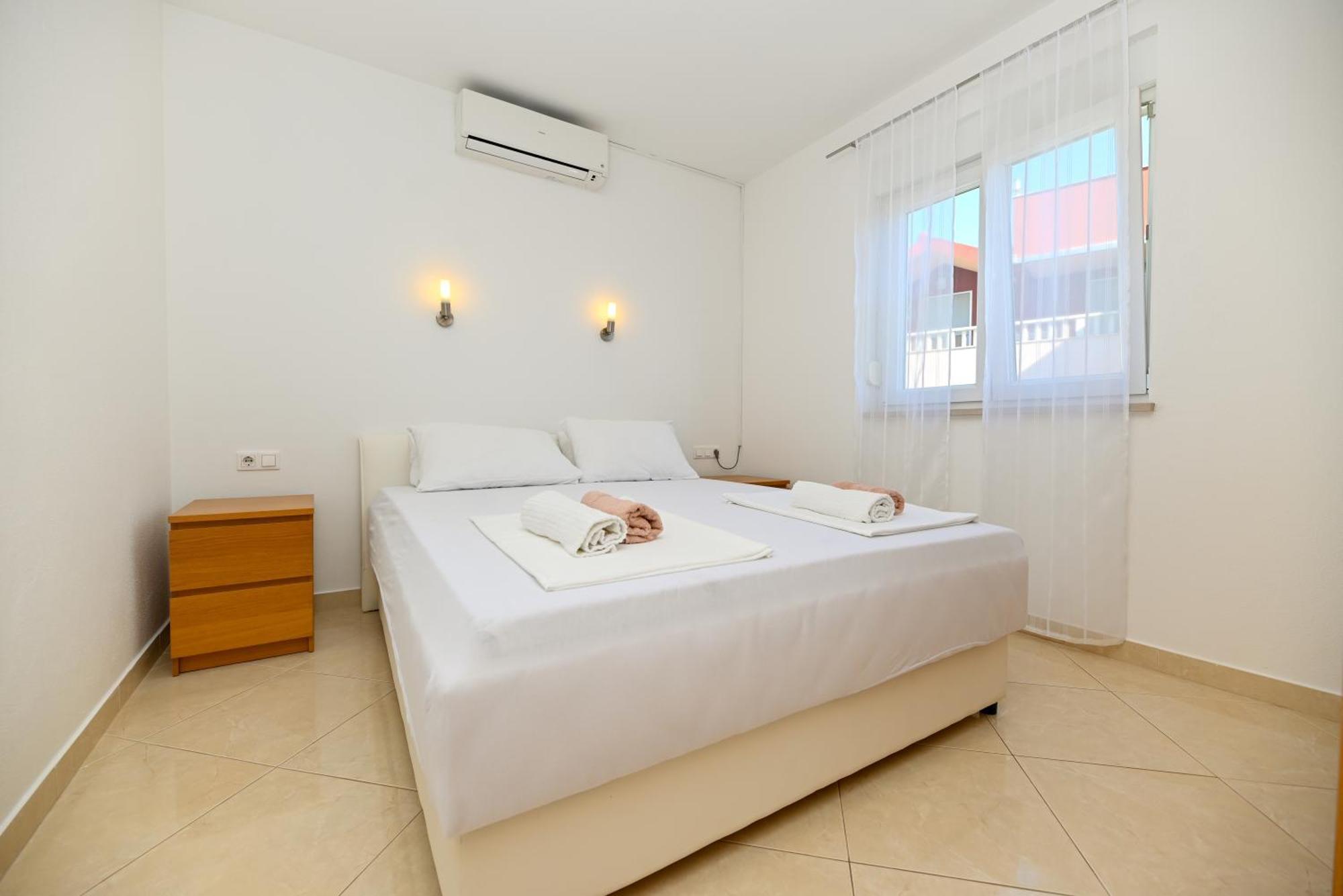 Apartmani- Lastro Τρογκίρ Εξωτερικό φωτογραφία