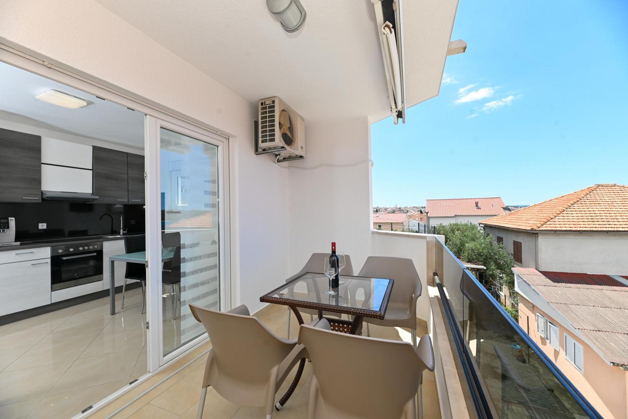 Apartmani- Lastro Τρογκίρ Εξωτερικό φωτογραφία