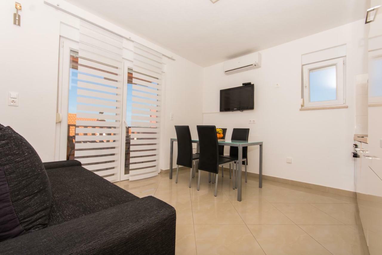 Apartmani- Lastro Τρογκίρ Εξωτερικό φωτογραφία